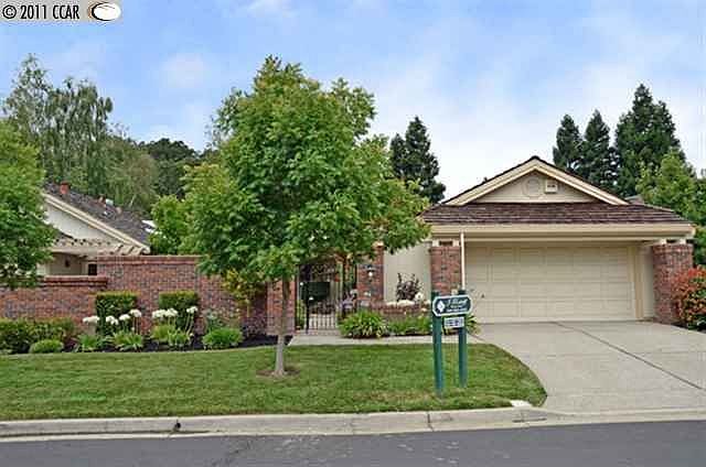 1st image of 3020 Live Oak Ct