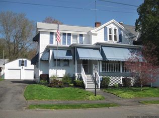 43 Walnut St, Kingston, NY 12401
