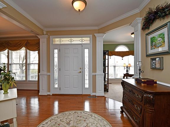 3rd image of 3567 Royal Stewart Ct