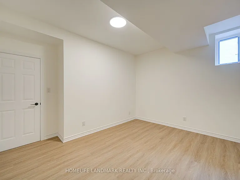 35 Red Giant St #BASEMENT — Photo 15