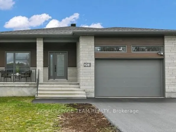 203 Filion St, Russell, ON K0A 1W0