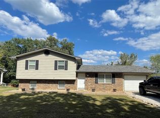 12690 Holly Hills Ter, Festus, MO 63028