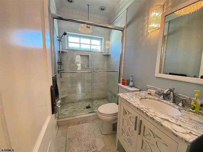 11 S Kenyon Ave #2026 — Photo 24