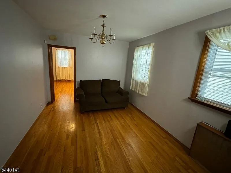113 McWhorter St — Photo 2