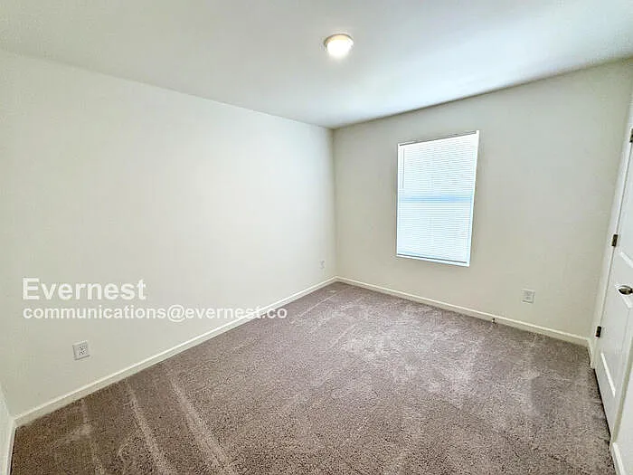 135 Flowering Cherry St — Photo 17