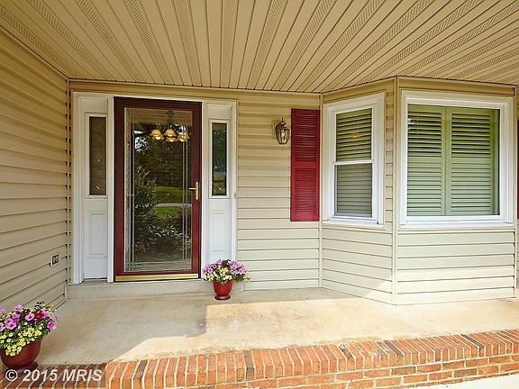 2nd image of 7184 Westmoreland Dr