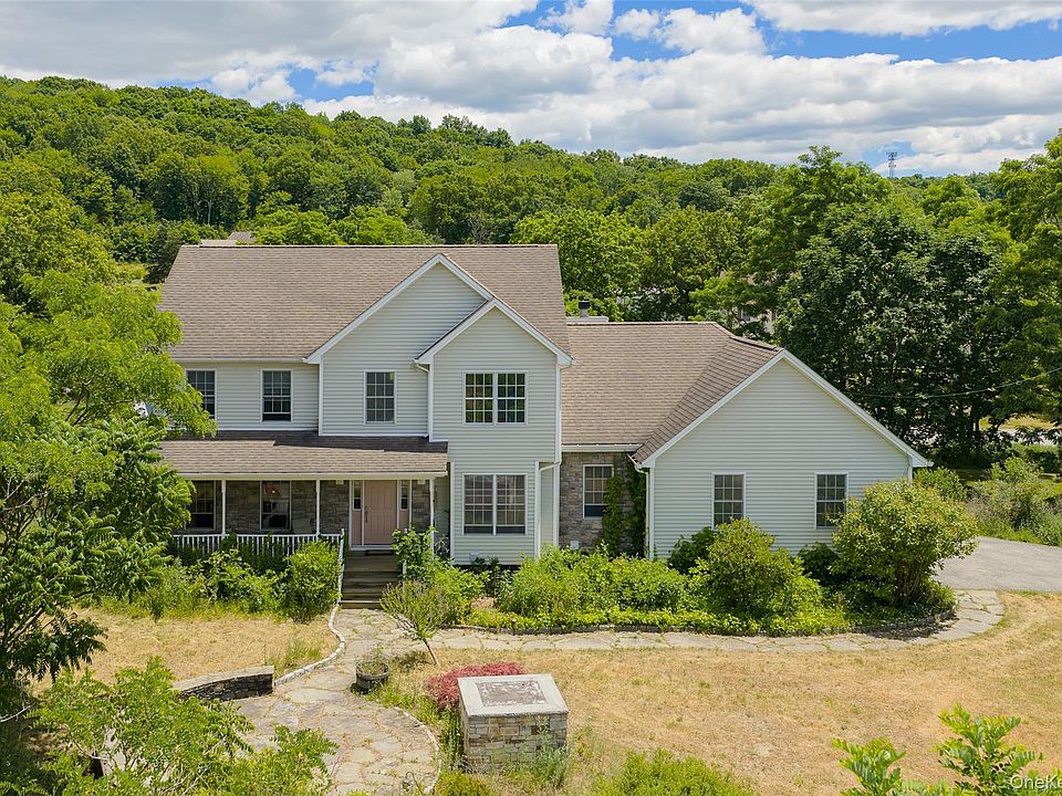 1st image of 31 Hartstone Drive