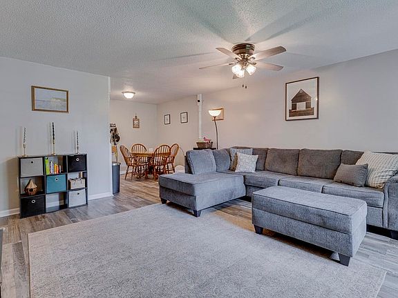 5th image of 128 Keltner Cir