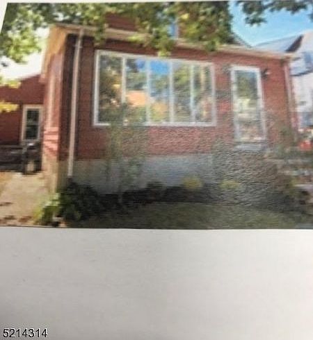 1st image of 7-10 Forest St