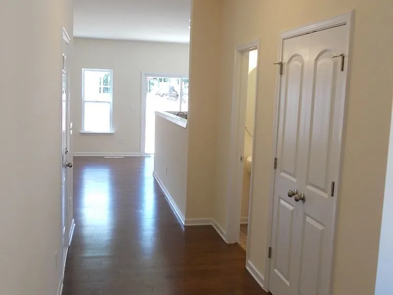 4602 Quinton Ln — Photo 3
