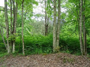 Sugar Crk, Ansted, WV 25812