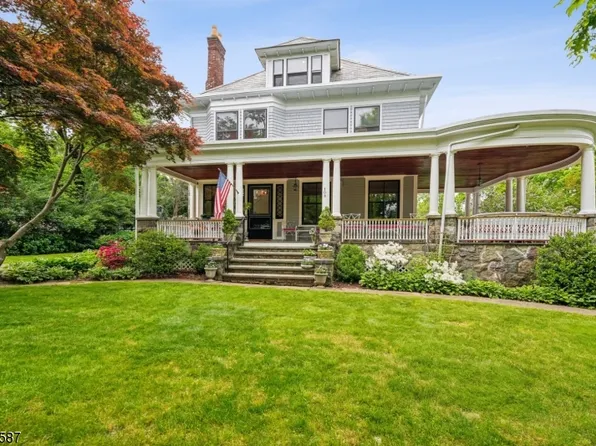 108 Fairmount Ave, Chatham Boro, NJ 07928