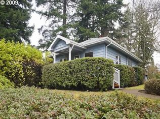 8304 SW 42nd Ave, Portland, OR 97219