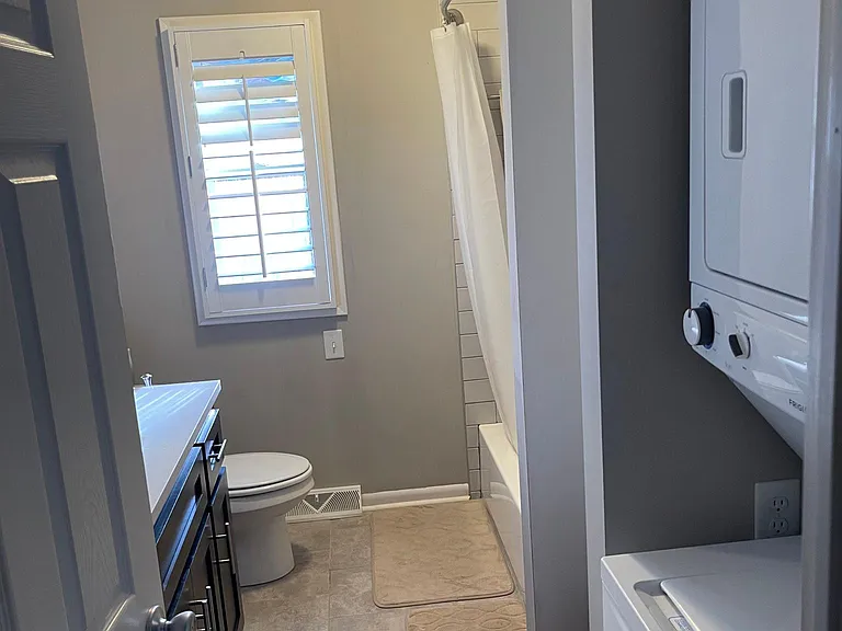24 NE Normandy Ln — Photo 18