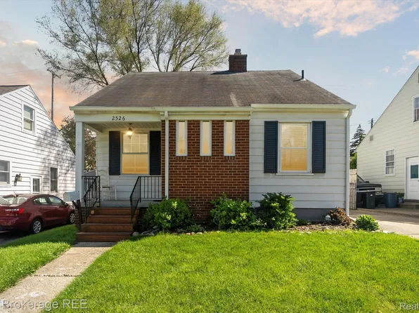 2526 Mountain Ave, Flint, MI 48503