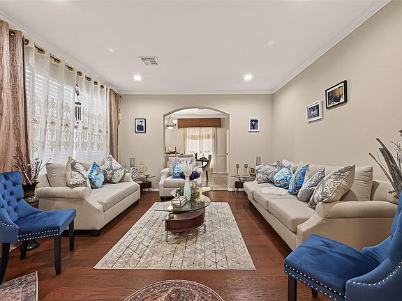 5th image of 10626 Hillsdale Bridge Ln