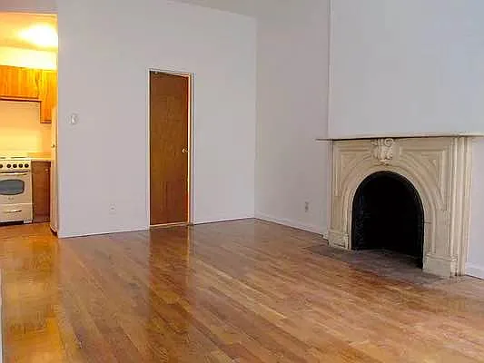 Rented by Addison Property Group | media 3