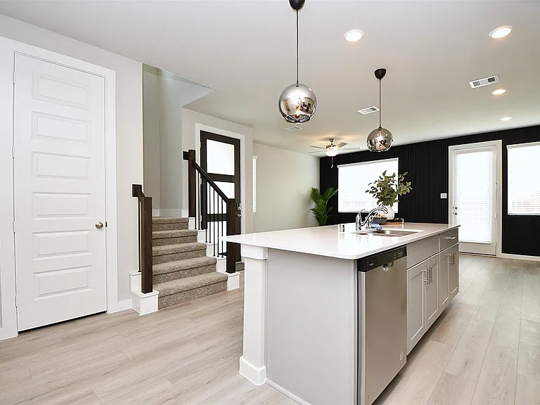 4212 Lyons Fall Dr — Photo 15