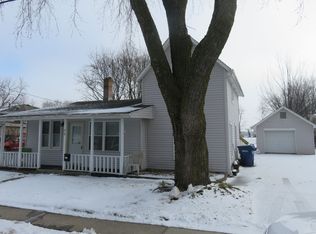 134 Cotton Ave, Dekalb, IL 60115