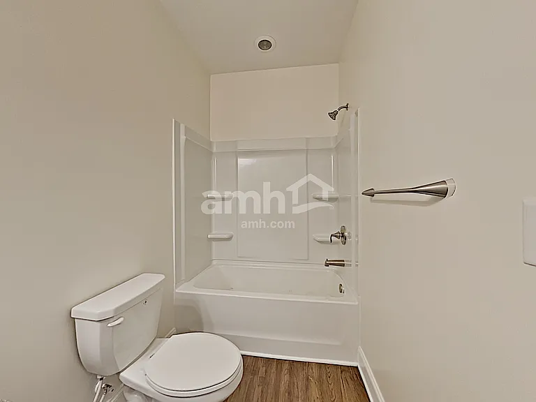 154 Lindridge Dr — Photo 18