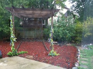 422 Harvard Ln, Bartlett, IL 60103
