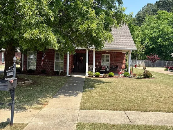 99 Grandwood Ln, Scottsboro, AL 35769