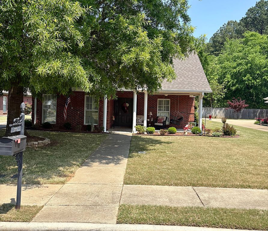 99 Grandwood Ln - Property Image