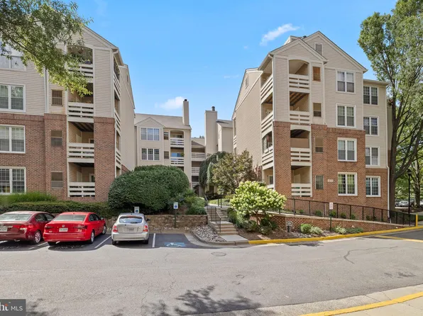 244 Reynolds St APT 405, Alexandria, VA 22304