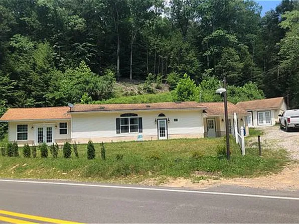 14831 Clay Hwy, Lizemores, WV 25125