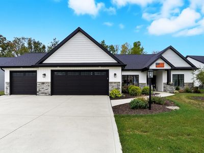 1094 Midnight Chase Grv, Fort Wayne, IN, 46845