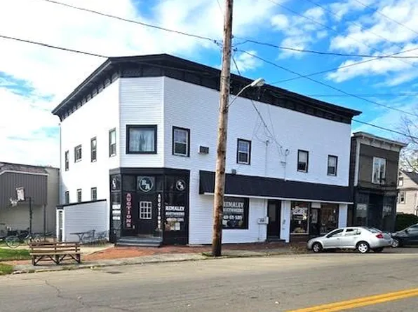 6 N High St, Jeromesville, OH 44840