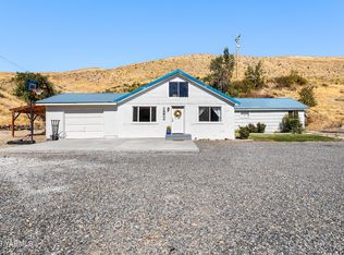 14611 N Wenas Rd, Selah, WA 98942