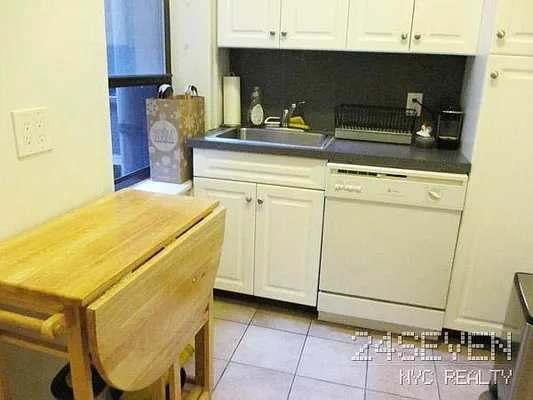 Rented by 24 7 NYC Realty Inc. | media 8