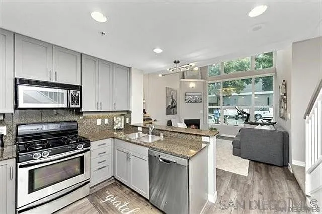 1240 India St #103 — Photo 6
