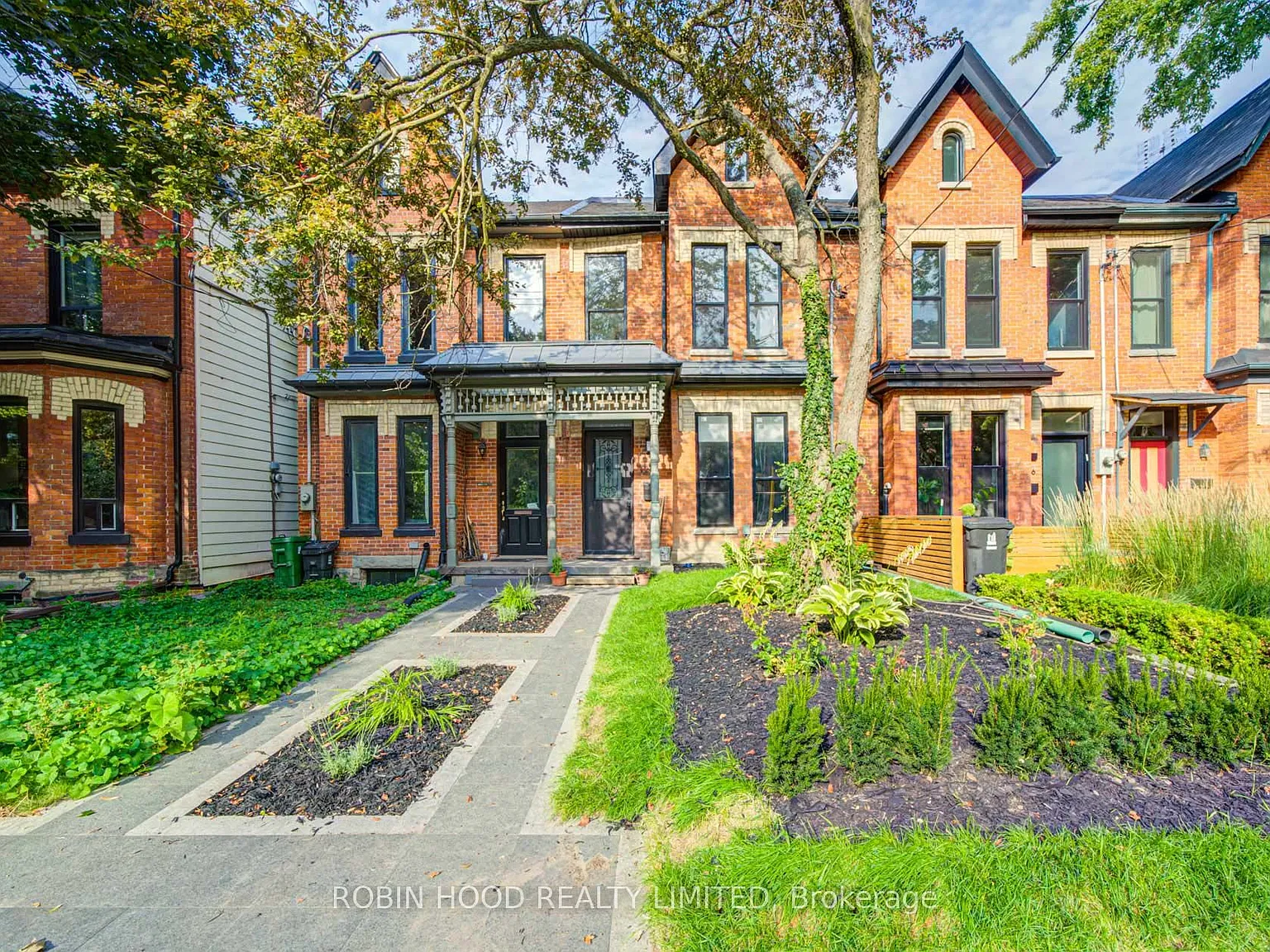 4 bed, $7,380 — Photo 1