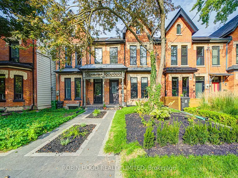 124 Robert St — Photo 1