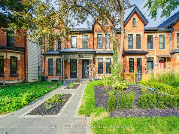 124 Robert St, Toronto, ON M5S 2K3