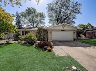 1331 W Mulloy Dr, Addison, IL 60101