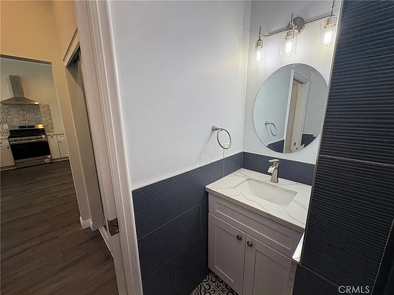 15228 S Ermanita Ave — Photo 14