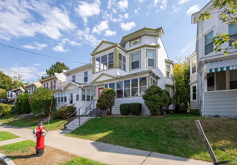 11 King Ave #2 — Photo 44