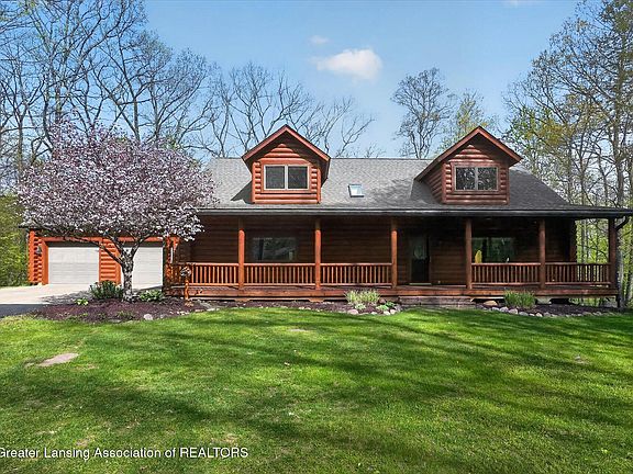 5th image of 10117 Hawthorne Ln