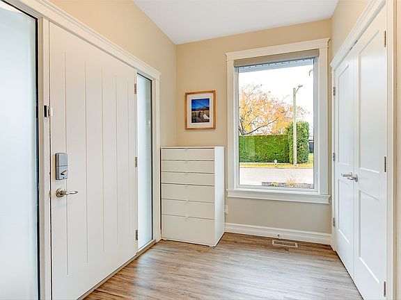 5th image of 1365 Mountainview St #1&2