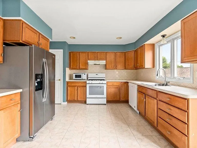 2 Hops Commons Ct — Photo 11