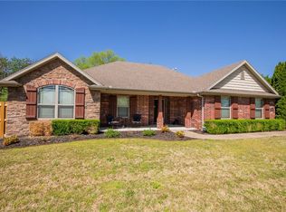 3113 N Raven Ln, Fayetteville, AR 72704