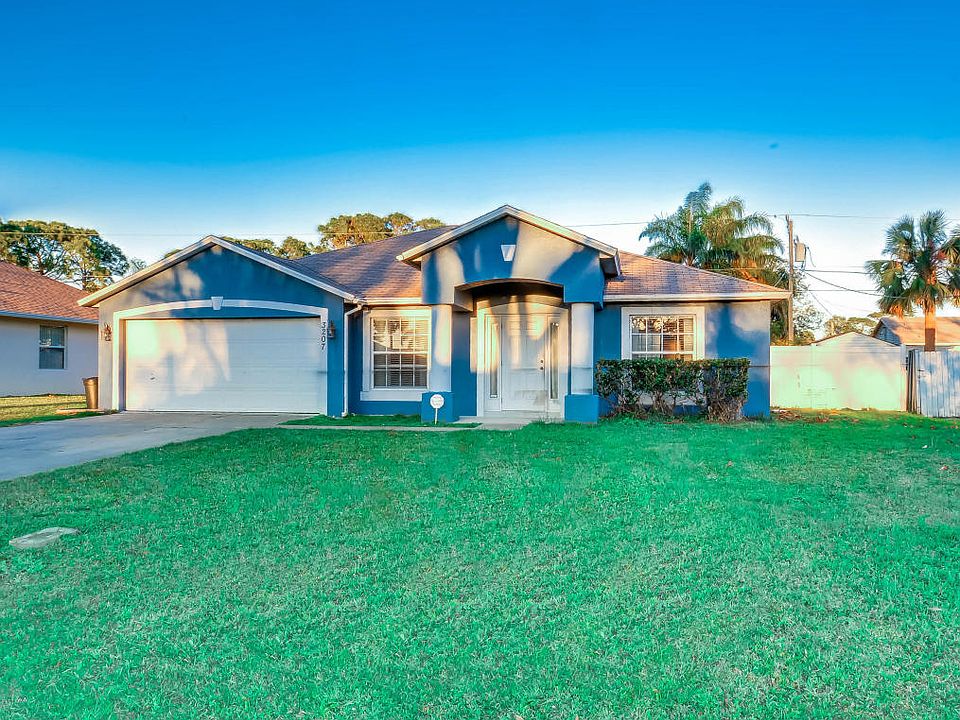 1st image of 3207 Sabal Palm Dr