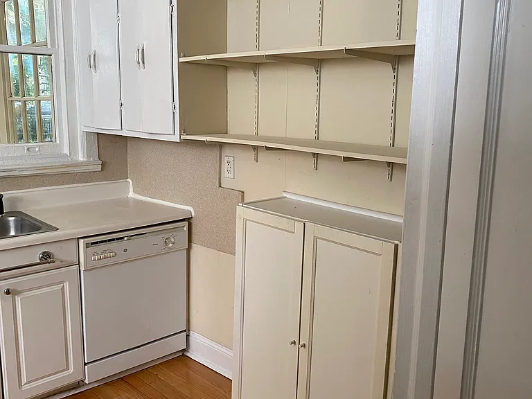 522 S 46th St #1 — Photo 23