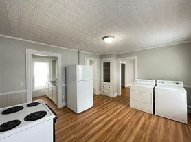 350 Portland St, Rochester, NH