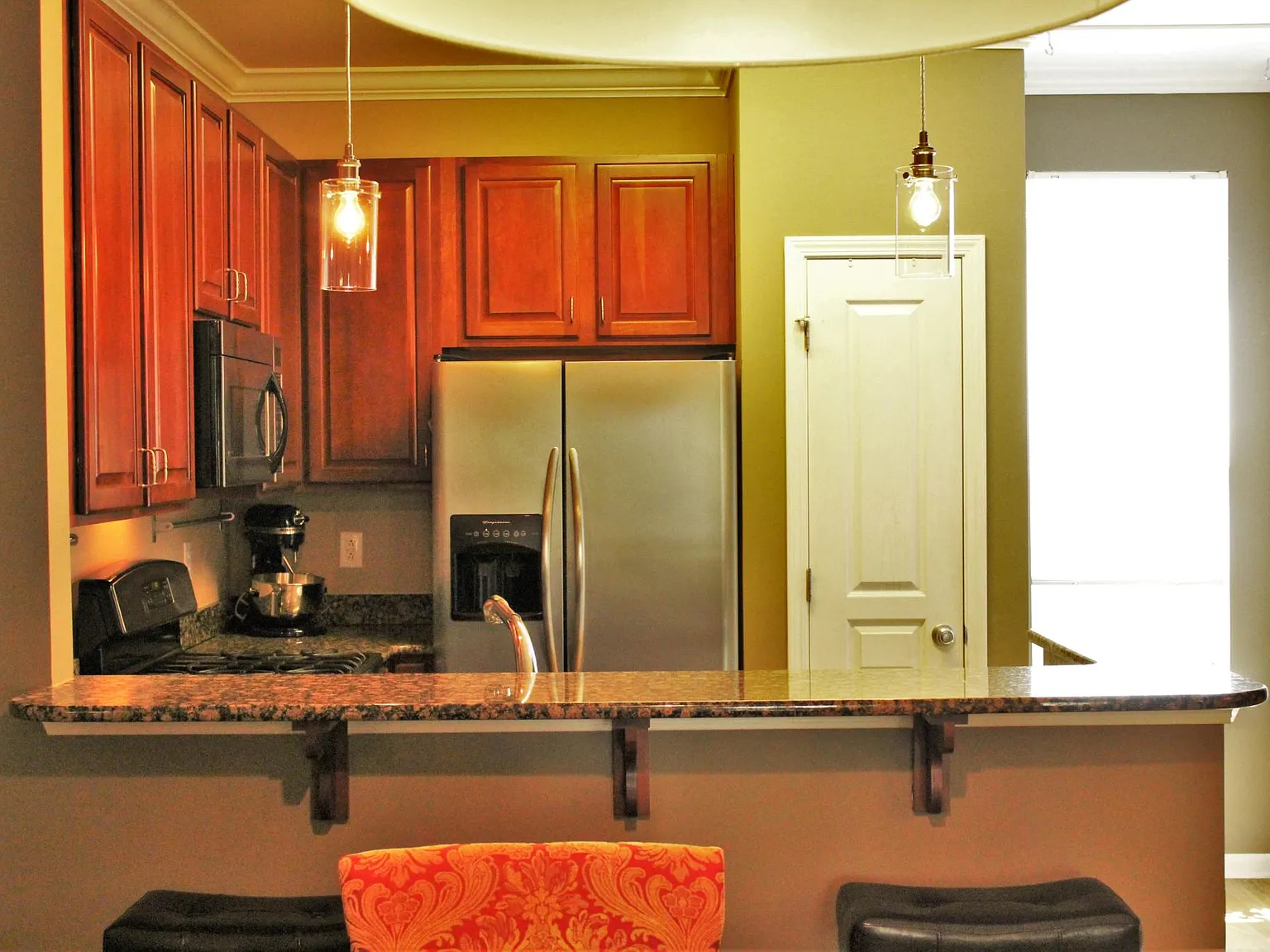 2 bed, 2.5 bath, 1200 sqft, $1,995 — Photo 4
