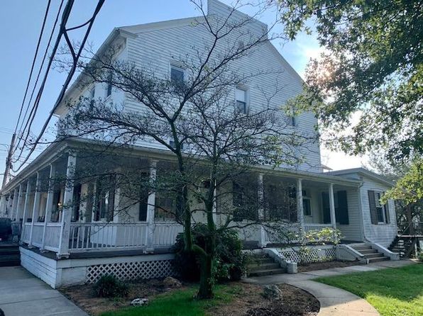 400 Maple Shade Rd #5