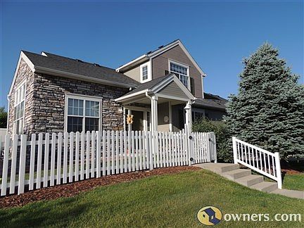 College Hills Townhome: spacious, clean, picturesque